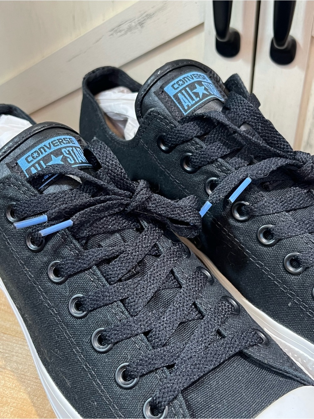 Converse Chuck Taylor II Low Top Black & Blue Sneaker Mens 10 NEW - Picture 3 of 11